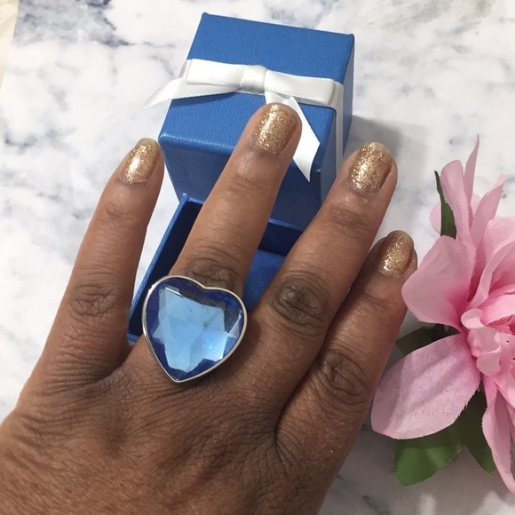 Oversized Blue Heart 90s Statement Adjustable Ring - Picture 5 of 5